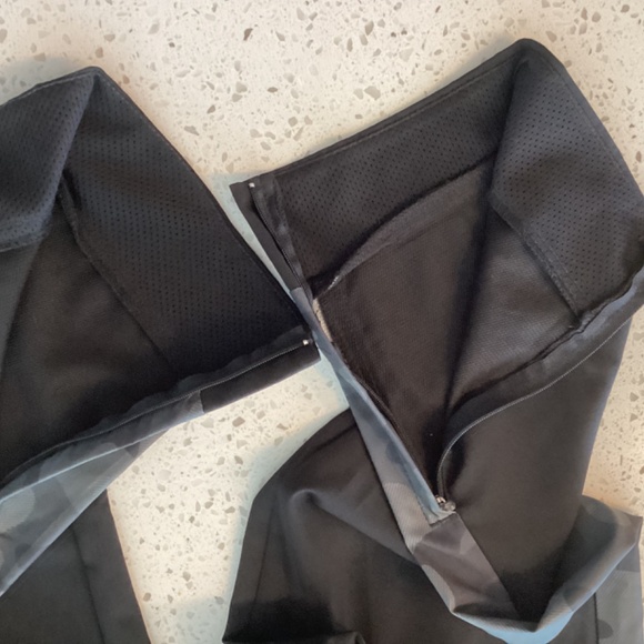 New Balance Mens Joggers - Black / Camo - Size L - Picture 5 of 5